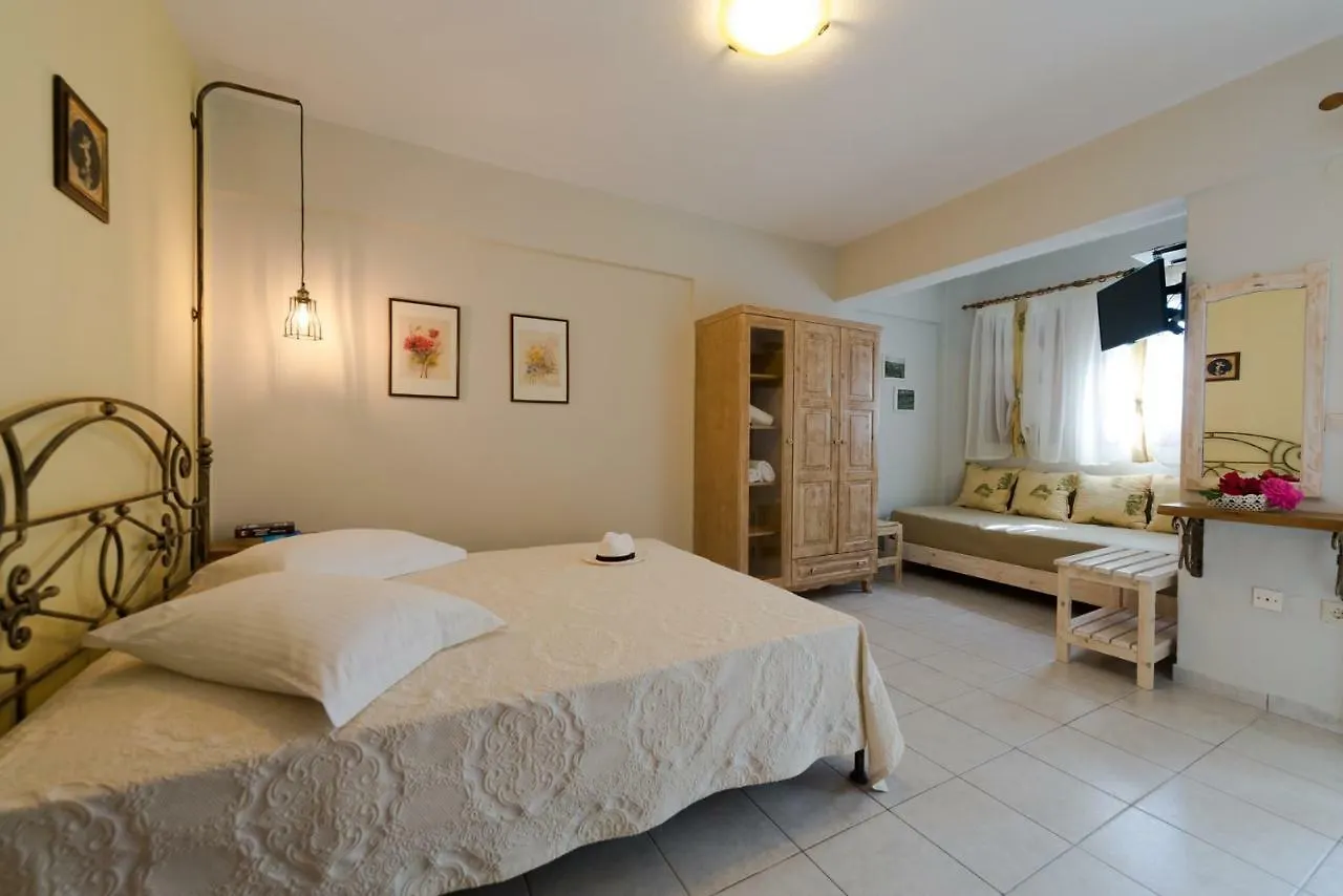 Sofia'S House Apartment Vourvourou