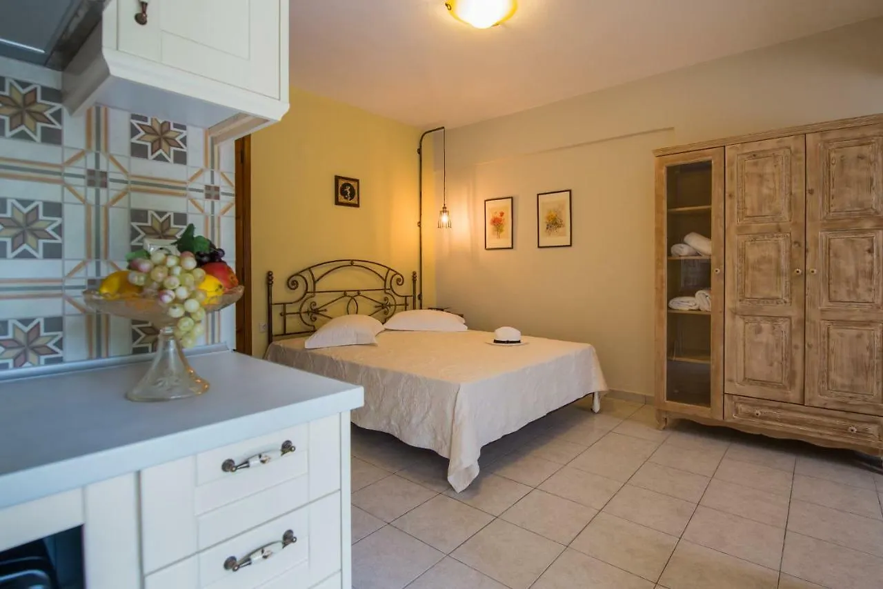 Sofia'S House Apartment Vourvourou