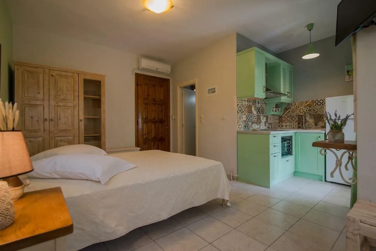Sofia'S House Apartment Vourvourou